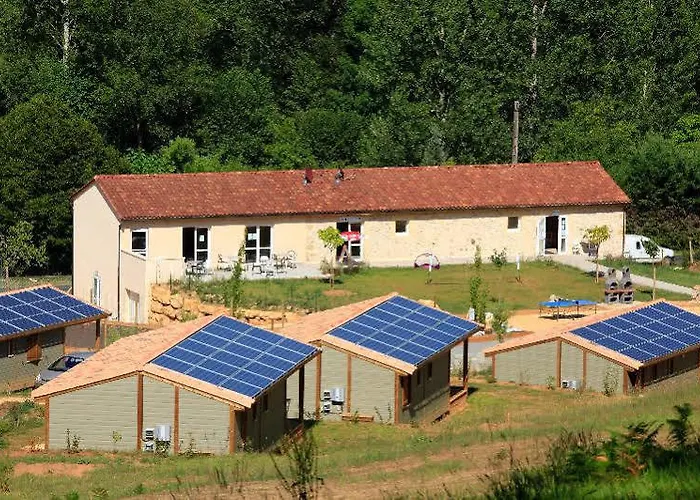 Hotel Terres De France Les Hameaux De Pomette Cazals (Lot)